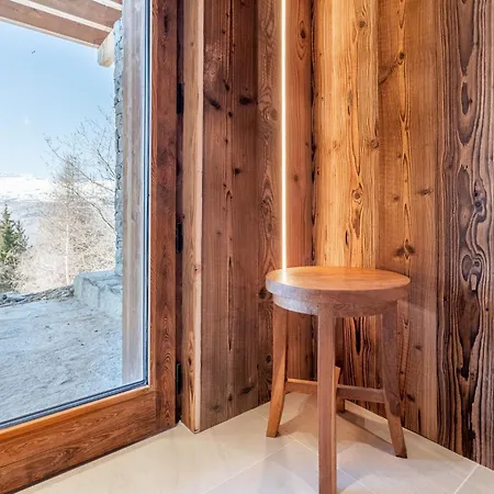 La Charrue, Luxury